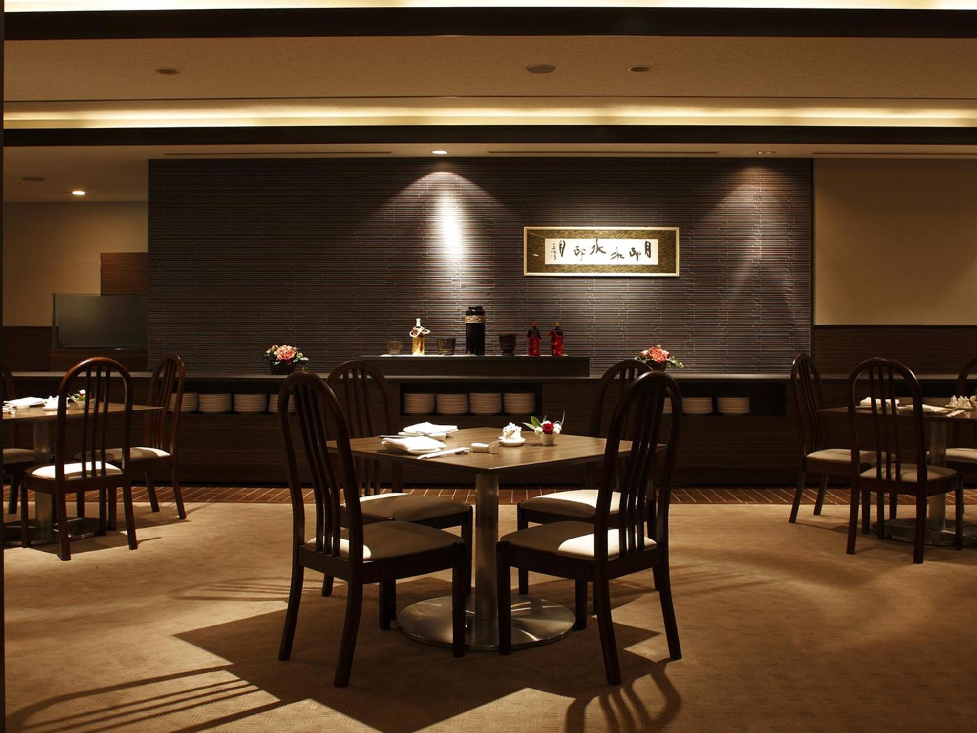 Lake Biwa Otsu Prince Hotel Exterior photo