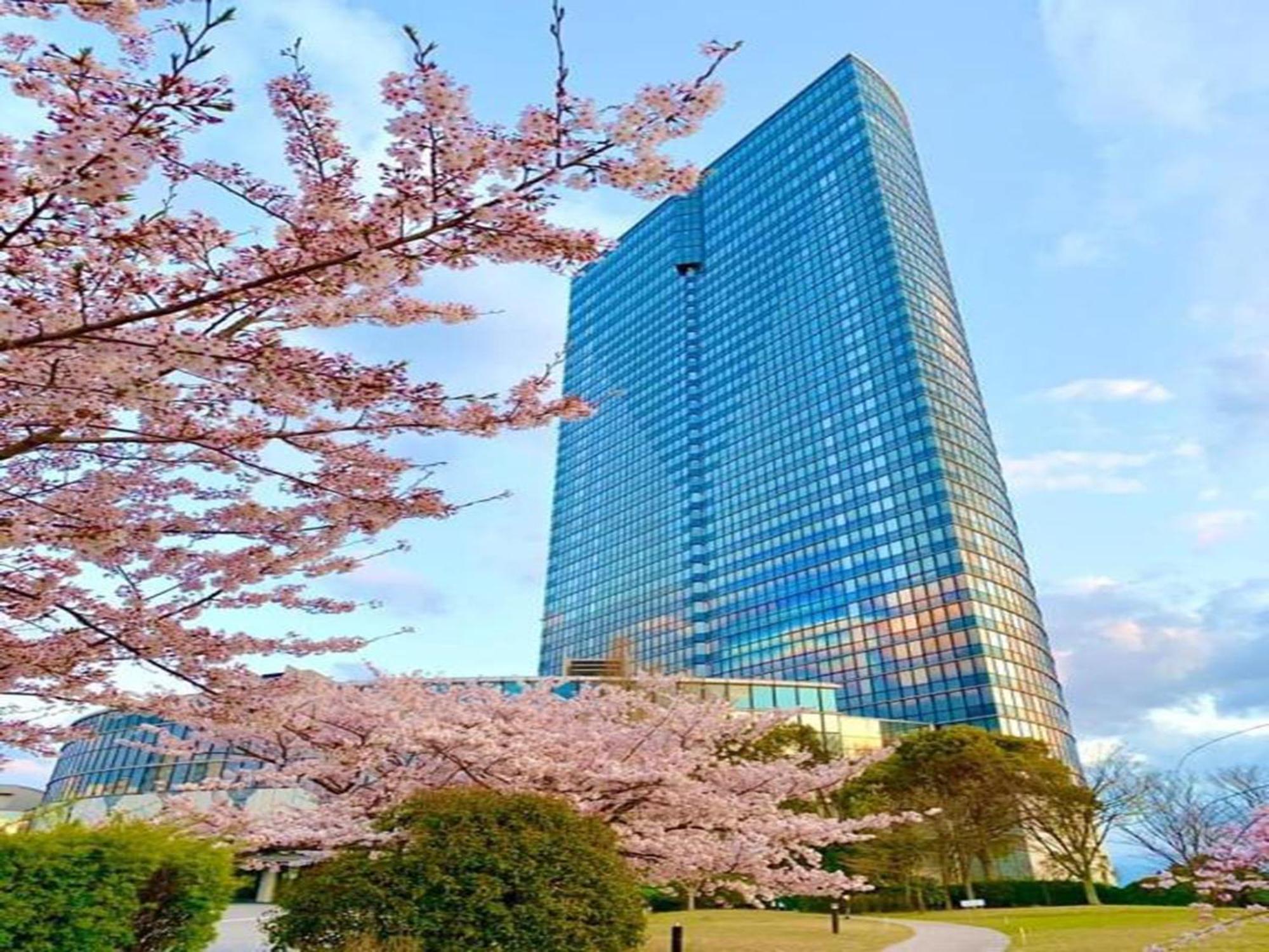 Lake Biwa Otsu Prince Hotel Exterior photo