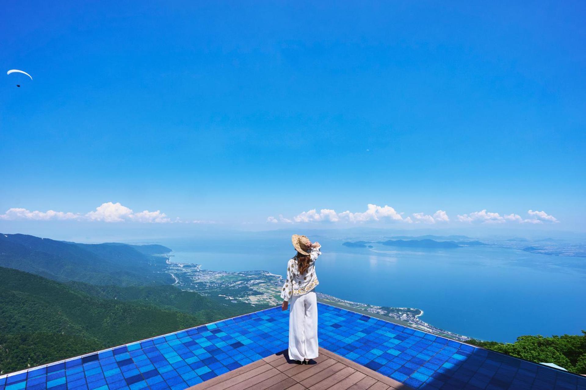 Lake Biwa Otsu Prince Hotel Exterior photo